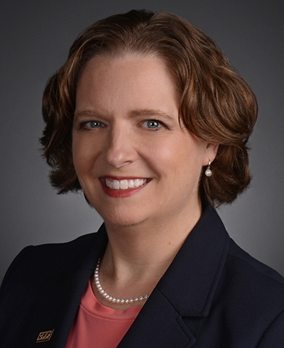 Advisor photo for Robyn Adams