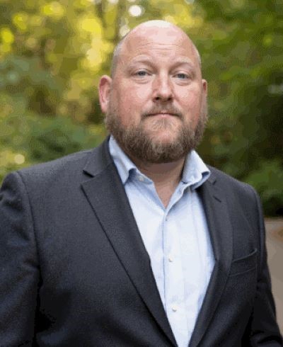 Advisor photo for Sam Osborne