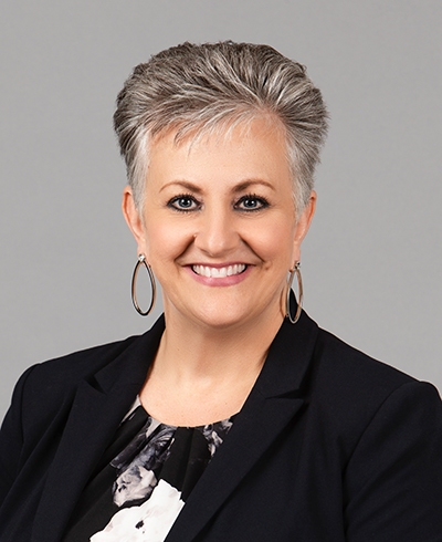 Sandra L Peters, Financial Advisor serving the Cranston, RI area - Ameriprise Advisors