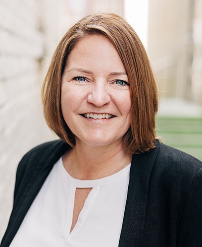 Sara Jayne Anderson, Financial Advisor serving the Fargo, ND area - Ameriprise Advisors