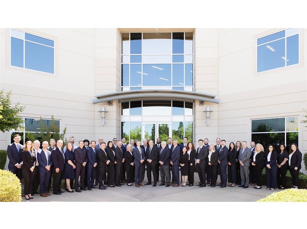 Team photo for Avadi Wealth