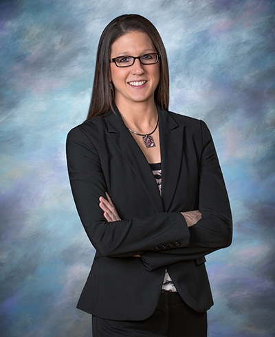Stephanie Arensdorf, Private Wealth Advisor serving the Cedar Falls, IA area - Ameriprise Advisors