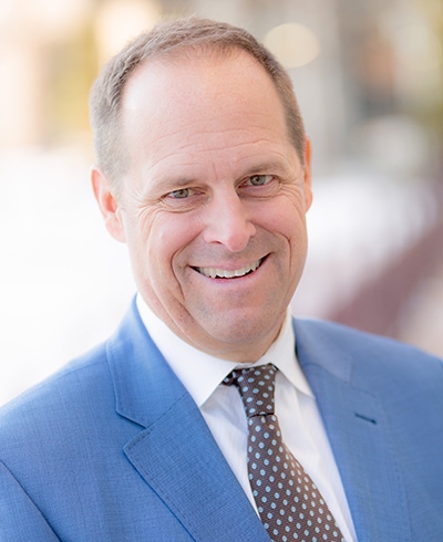 Timothy W Biekkola, Private Wealth Advisor serving the Edina, MN area - Ameriprise Advisors