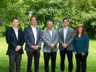 Team photo for Kuttin Wealth Management