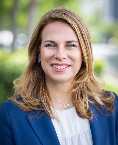 Advisor photo for Vivien Balcker