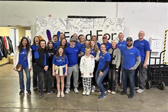 Summit Wealth Management Team Volunteering at Food for Thought Denver