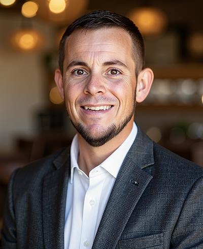 Advisor photo for Zach Estes