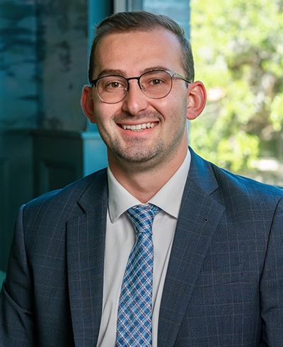 Advisor photo for Zachary Armstrong