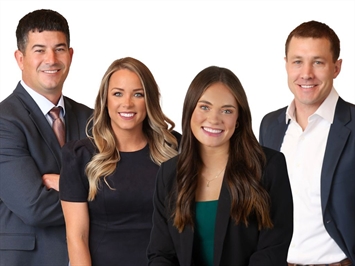 Team photo for Aquilo Financial Group