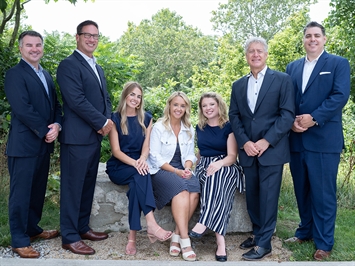 HedgeRow Wealth Management: An Ameriprise private wealth advisory practice serving the Columbus, OH area.