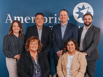 Team photo for Platinum Financial Solutions