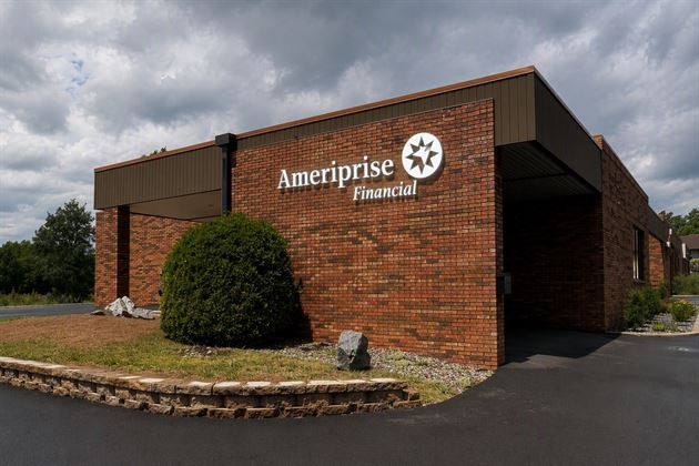 Coming Soon: Minocqua Office