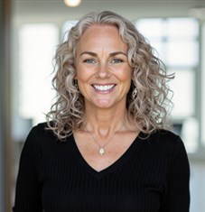 Stephanie Davidson