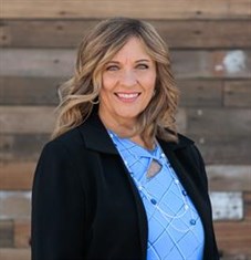 Tressa L Christensen