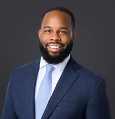 Makari Henry 