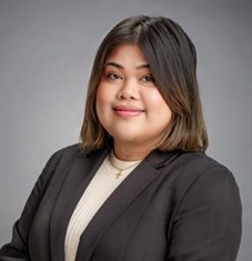 Leeona Domingo