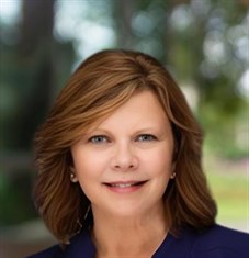 Lynne Metzger,  CRPC™, BFA™ 