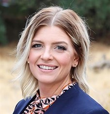 Emily S Medeiros, AAMS&lt;sup&gt;&#174;&lt;/sup&gt;