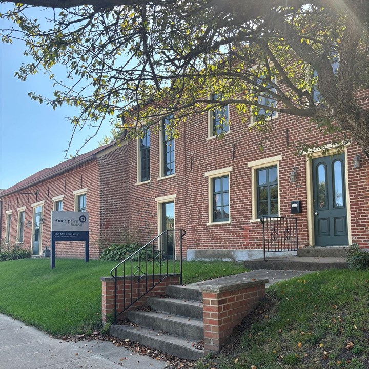 The McCulla Group - Pella, IA