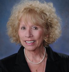 Vicki Lee