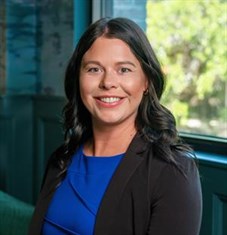 Lizabeth Nunnally