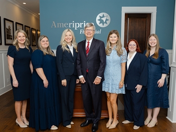 Team photo for Wellspire Financial Group